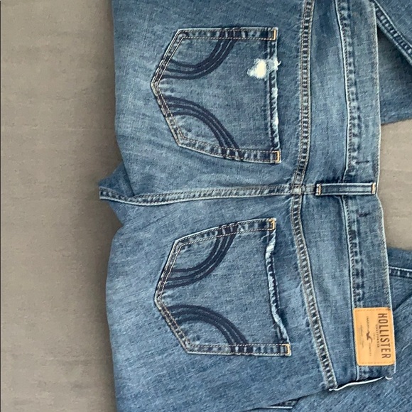 Hollister ripped jeans - Picture 6 of 6